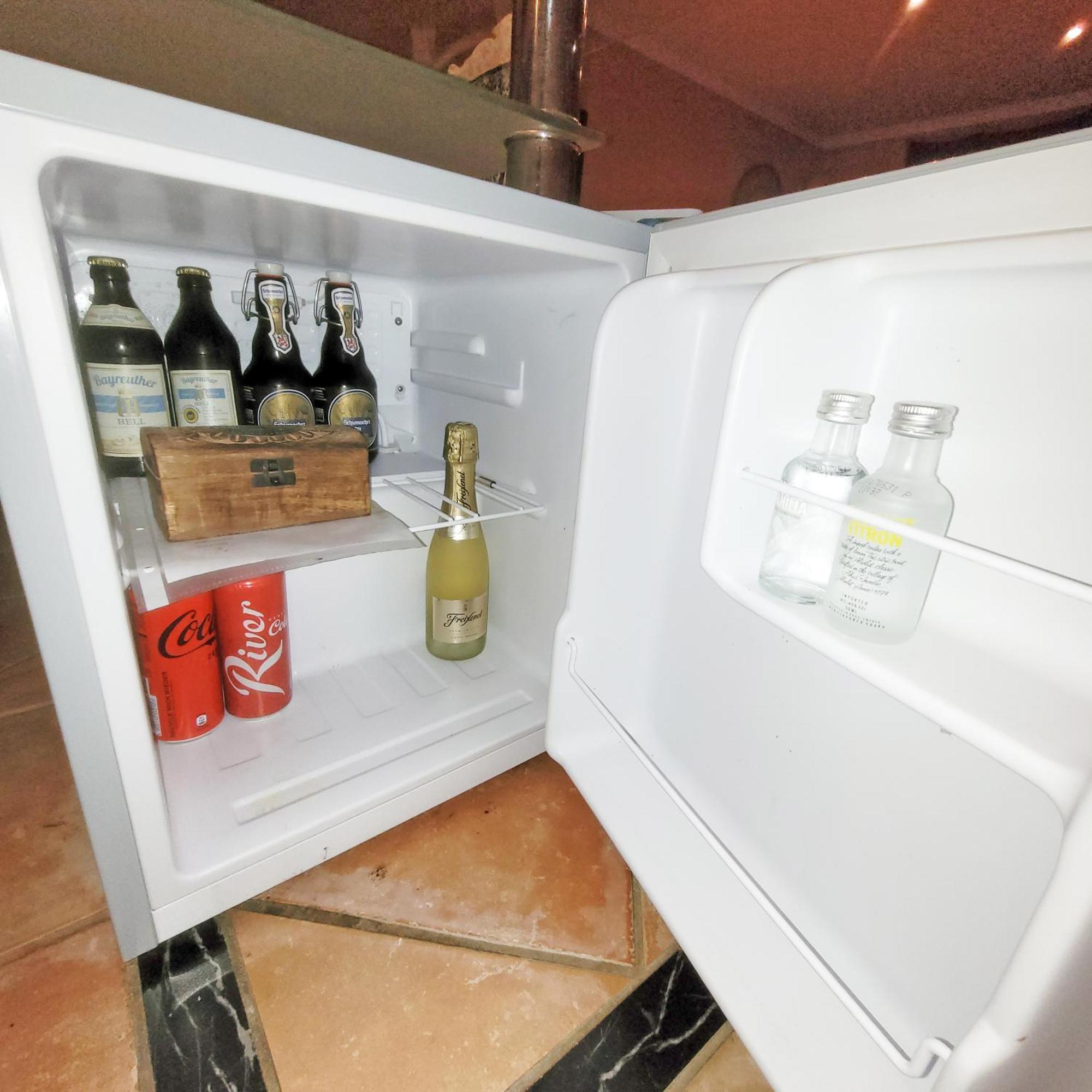 Close To Nature,airport, Fair Apartment Ratingen